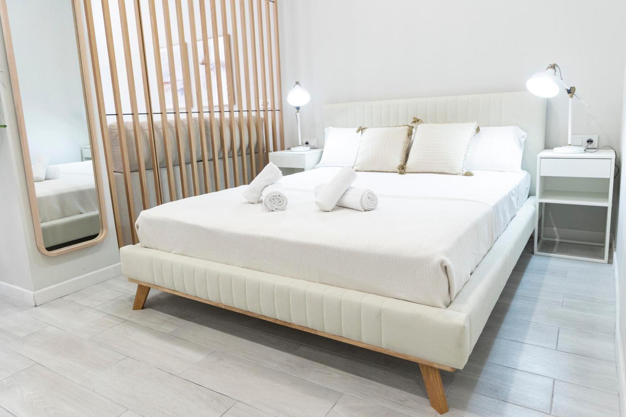 Favara Suites B By Concept Flats Valenza Esterno foto